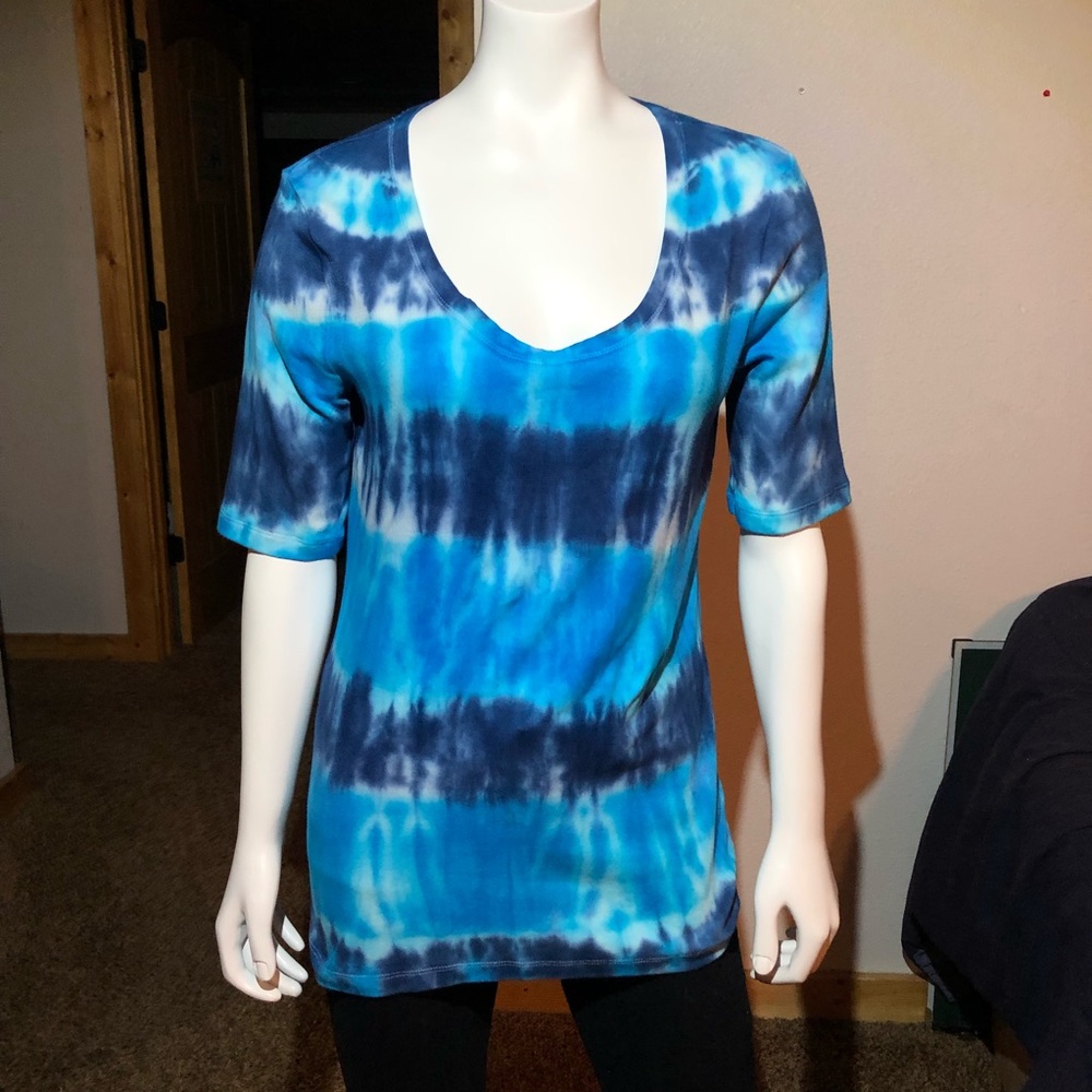 Women’s Tie Dye Tee